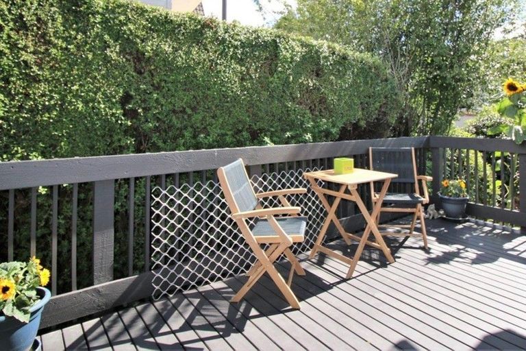 Photo of property in 103 Glenross Street, Glenross, Dunedin, 9011