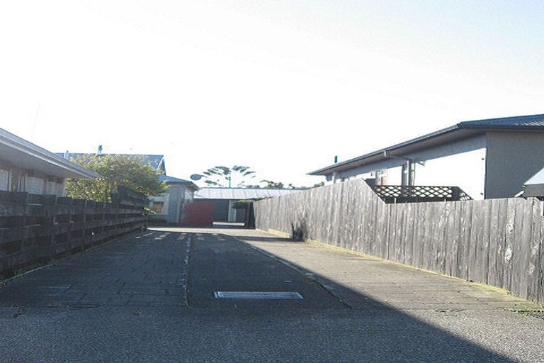 Photo of property in 239 College Street, West End, Palmerston North, 4412