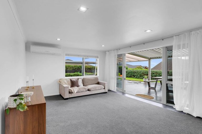 Photo of property in 18 Eastridge Terrace, Huntington, Hamilton, 3210