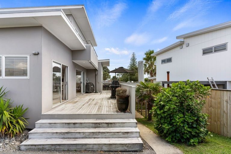 Photo of property in 106 Saint Patricks Row, Whangamata, 3620