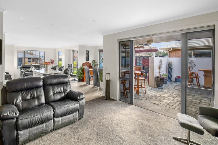 Photo of property in 10 Juniper Close, Alexandra, 9320