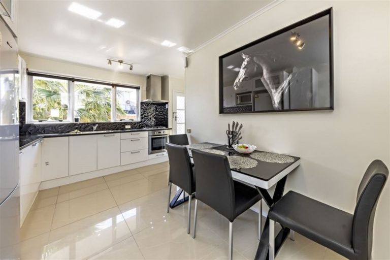 Photo of property in 1/33 Miles Avenue, Papatoetoe, Auckland, 2025