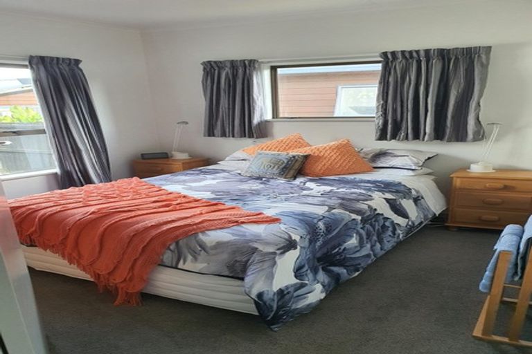 Photo of property in 15 Mayfair Close, Whitianga, 3510