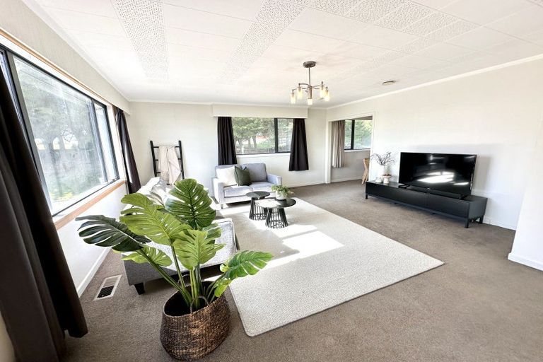 Photo of property in 77 Nichol Street, Heidelberg, Invercargill, 9812