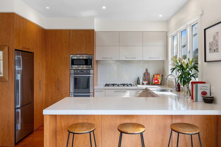 Photo of property in 159 Weston Road, St Albans, Christchurch, 8052