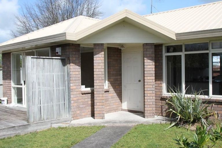 Photo of property in 65a Bandon Street, Frankton, Hamilton, 3204