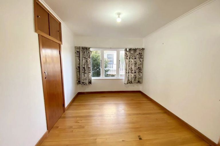 Photo of property in 29 Routley Drive, Glen Eden, Auckland, 0602