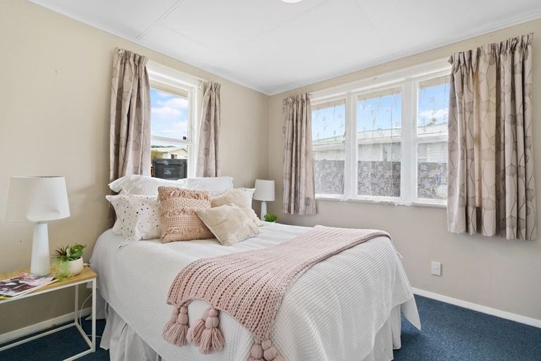 Photo of property in 22 Paenui Street, Titahi Bay, Porirua, 5022