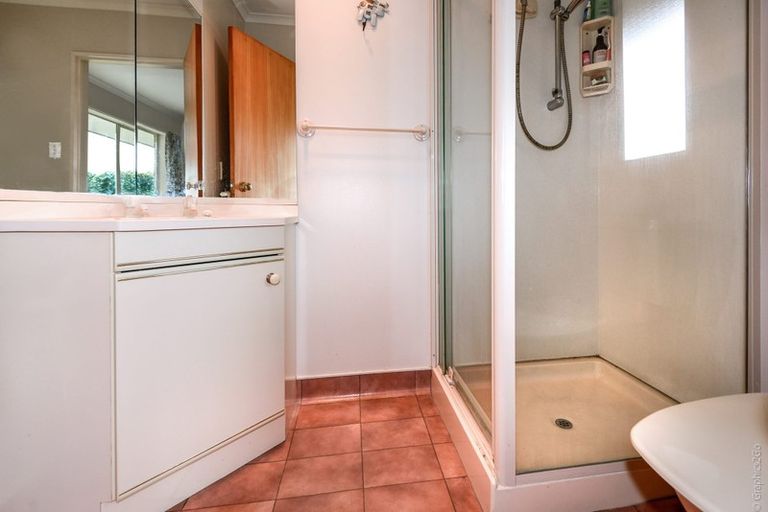 Photo of property in 21 Villa Grove, Ilam, Christchurch, 8041