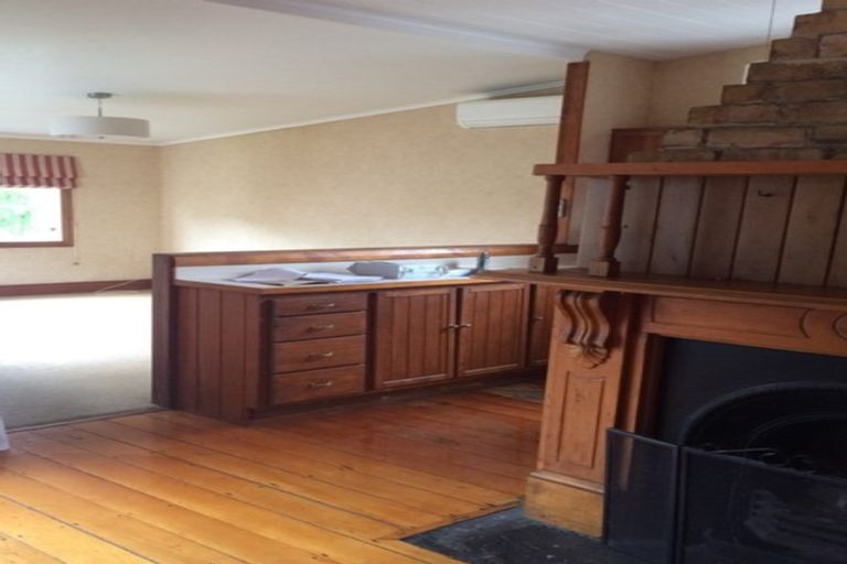 Photo of property in 2 Milton Road, Orewa, 0931