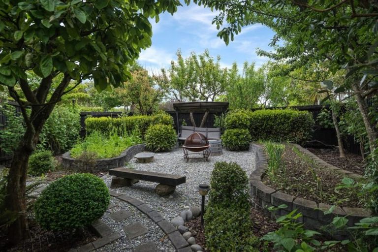 Photo of property in 8 East Ellington Drive, Mairehau, Christchurch, 8052