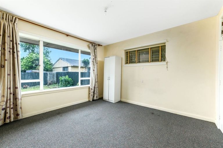 Photo of property in 6 Awatea Road, Hornby, Christchurch, 8042
