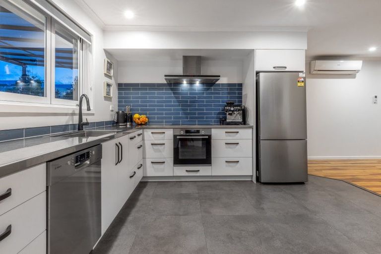 Photo of property in 16 Glen Street, Levin, 5510