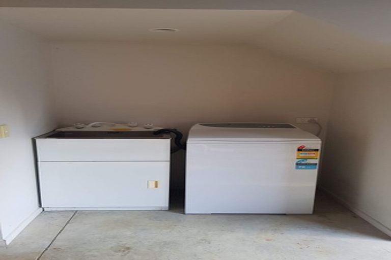 Photo of property in 8 Lumino Lane, Henderson, Auckland, 0612