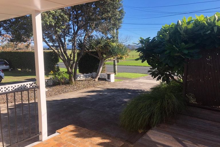 Photo of property in 54 Wellesley Road, Mangere Bridge, Auckland, 2022
