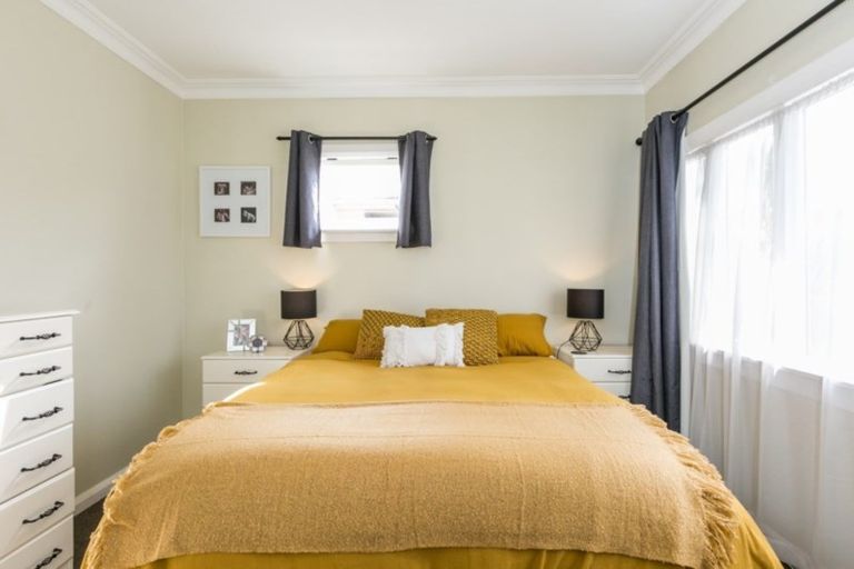 Photo of property in 1111a Heretaunga Street East, Parkvale, Hastings, 4122