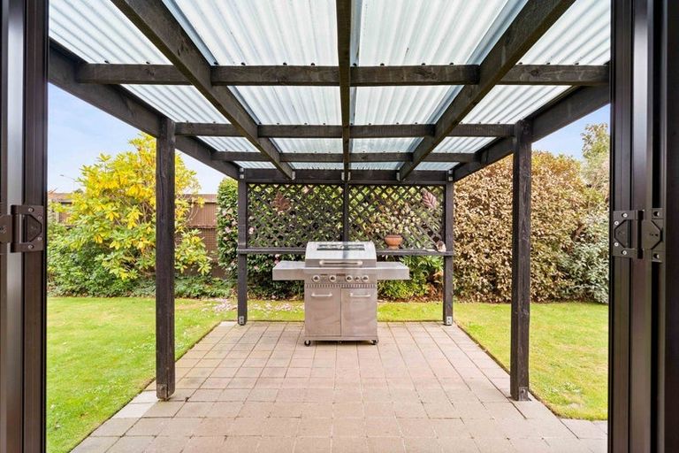 Photo of property in 45 Munro Street, Redwood, Christchurch, 8051