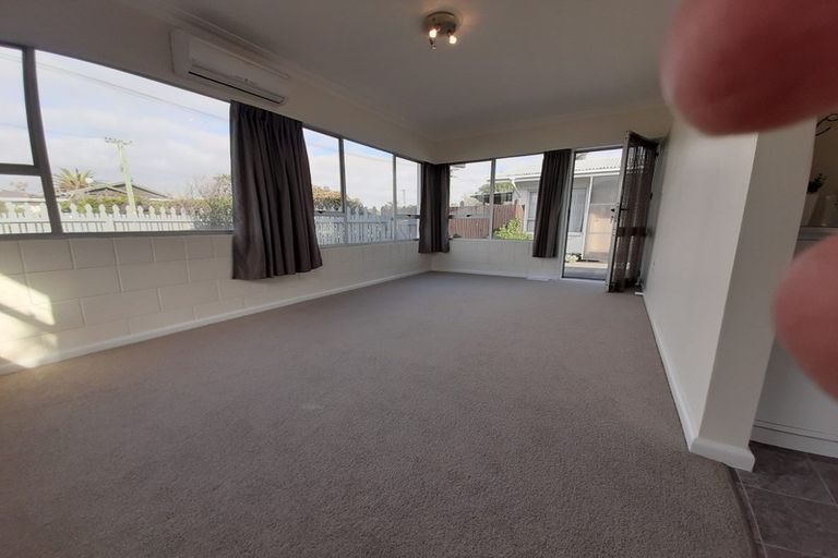 Photo of property in 1/16 Mountbatten Street, New Brighton, Christchurch, 8061