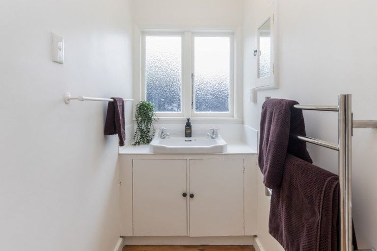 Photo of property in 1/49 Ashgrove Terrace, Somerfield, Christchurch, 8024