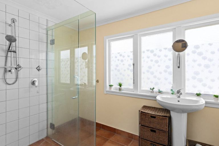 Photo of property in 83 Vigor Brown Street, Napier South, Napier, 4110