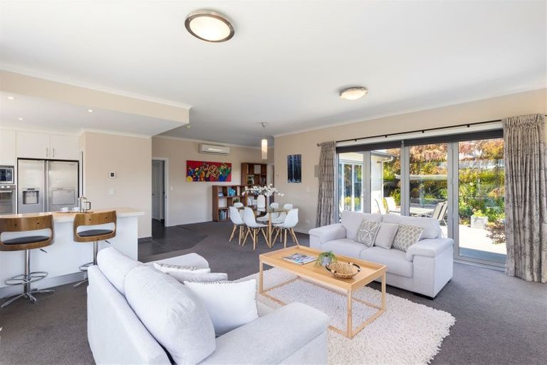 Photo of property in 15 Timberlands Terrace, Parklands, Christchurch, 8083