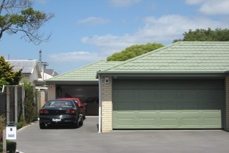 Photo of property in 3 Everard Street, Somerfield, Christchurch, 8024