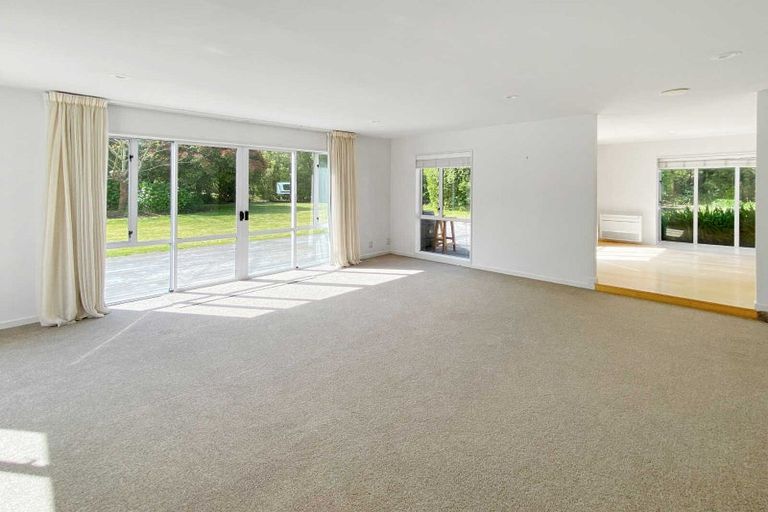 Photo of property in 533 Johns Road, Harewood, Christchurch, 8051