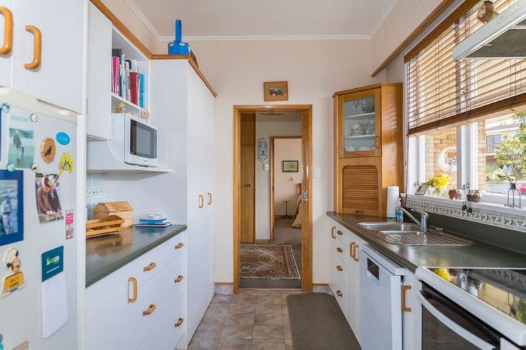 Photo of property in 6 Drummond Street, Dannevirke, 4930