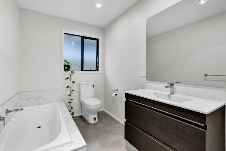 Photo of property in 51 Magnolia Drive, Westown, New Plymouth, 4310