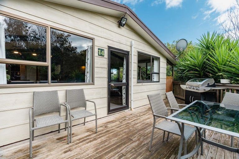 Photo of property in 14 Cumberland Crescent, Welcome Bay, Tauranga, 3112