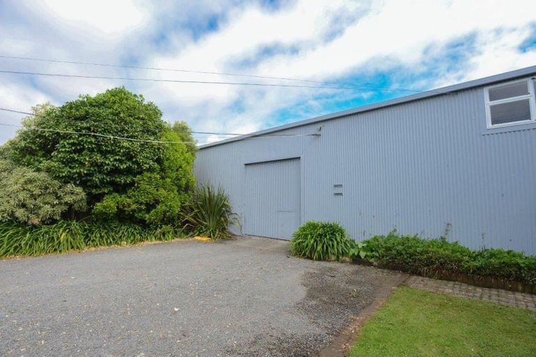 Photo of property in 55 Watchman Road, Westshore, Napier, 4110