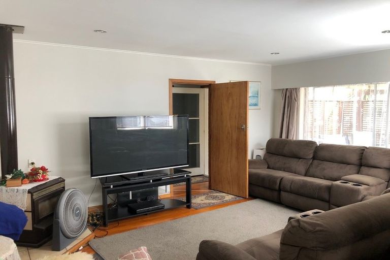 Photo of property in 20 Mack Place, Red Hill, Papakura, 2110