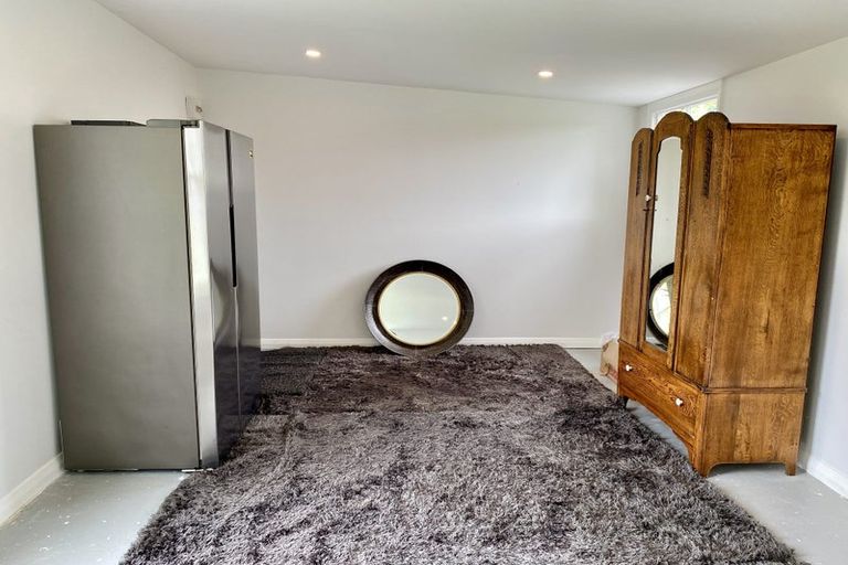 Photo of property in 2 Brassey Street, Waverley, 4510