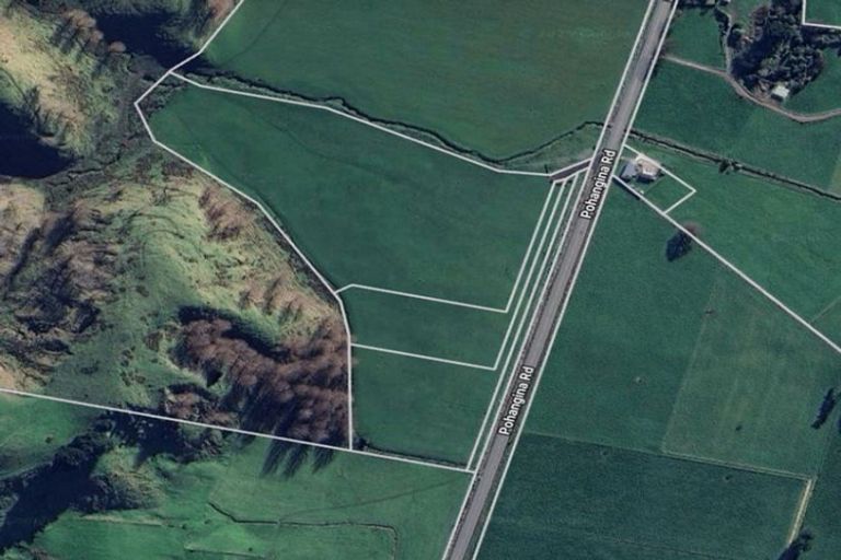 Photo of property in 643c Pohangina Road, Ashhurst, 4884