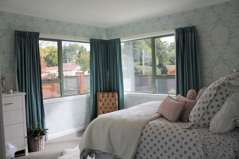 Photo of property in 52 John Street, Winton, 9720