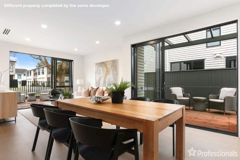 Photo of property in 27 Kotuitui Drive, Wainui, 0992