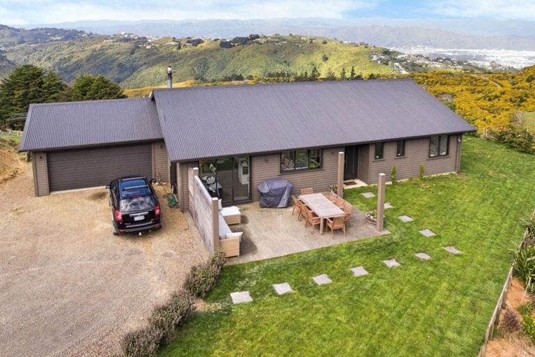 Photo of property in 346 Horokiwi Road, Horokiwi, Wellington, 5016