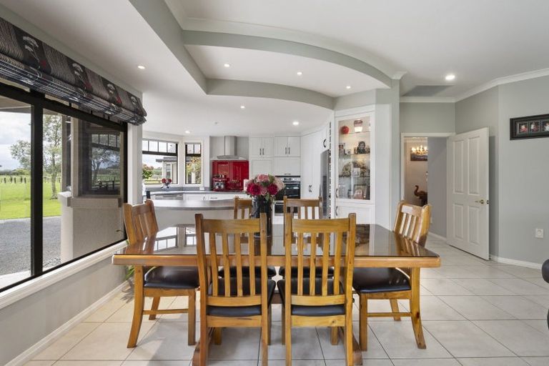 Photo of property in 456 Stoney Creek Road, Kelvin Grove, Palmerston North, 4470