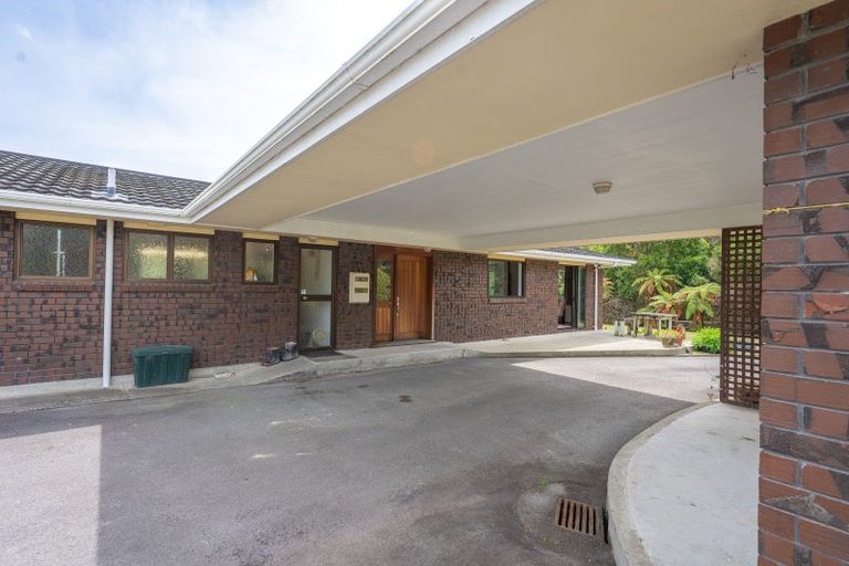 Photo of property in 185 Waitohu Valley Road, Otaki, 5583