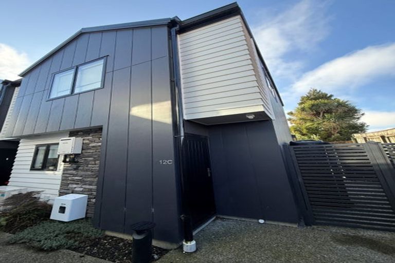 Photo of property in 12c Cairo Street, Upper Hutt Central, Upper Hutt, 5018