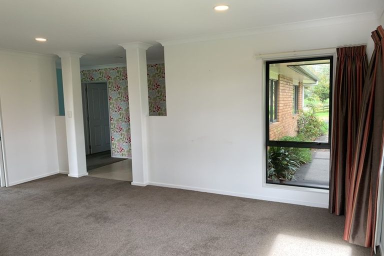 Photo of property in 81 Ohinepanea Road, Pukehina, Te Puke, 3186