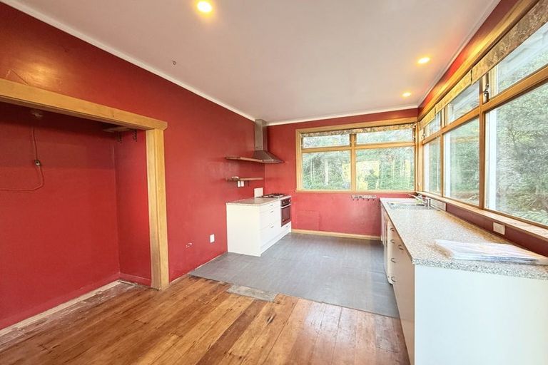 Photo of property in 121 Barnard Street, Wadestown, Wellington, 6012