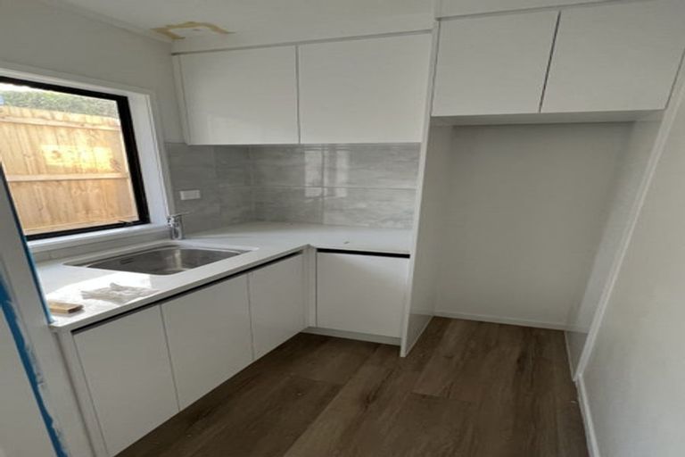 Photo of property in 13 Cottam Grove, Northcross, Auckland, 0632