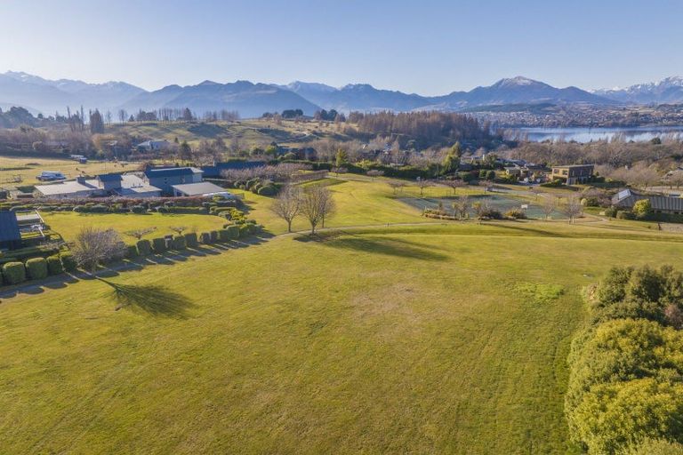 Photo of property in 14 Elderberry Crescent, Wanaka, 9305
