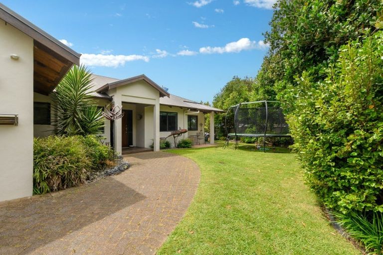 Photo of property in 2 Sabana Place, Bethlehem, Tauranga, 3110