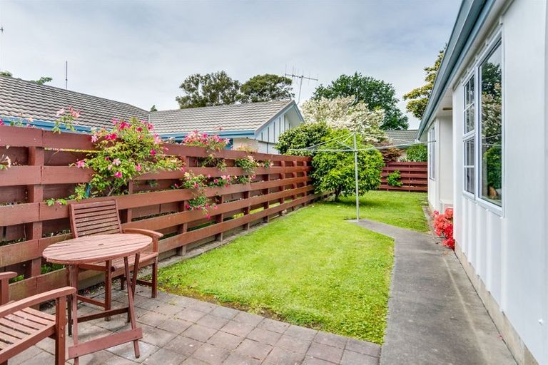 Photo of property in 46a Hetley Crescent, Taradale, Napier, 4112