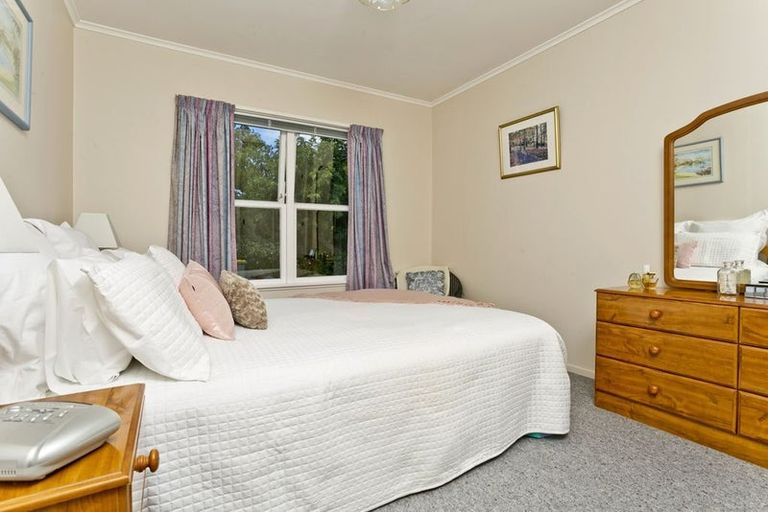 Photo of property in 2/239 Glamorgan Drive, Torbay, Auckland, 0630