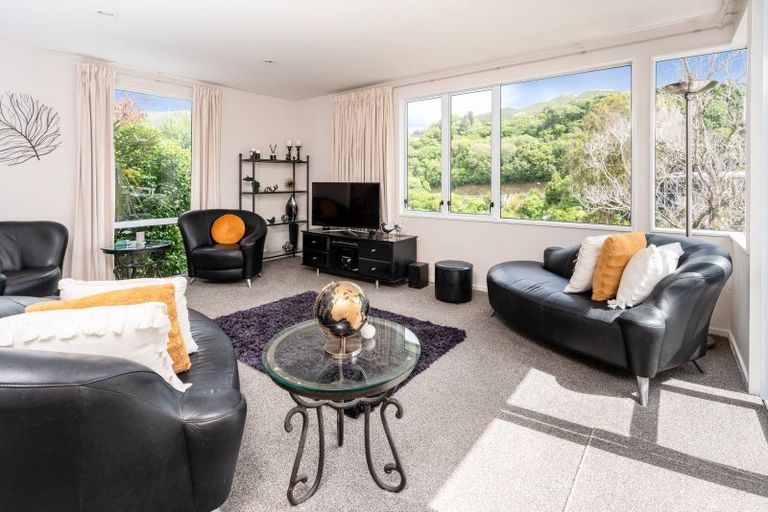 Photo of property in 4 Jacobsen Lane, Ngaio, Wellington, 6035