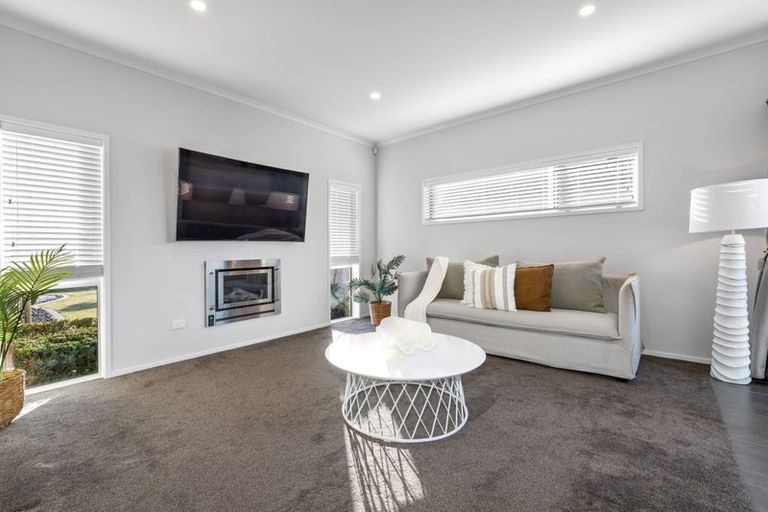 Photo of property in 150 Oriental Parade, Papamoa Beach, Papamoa, 3118