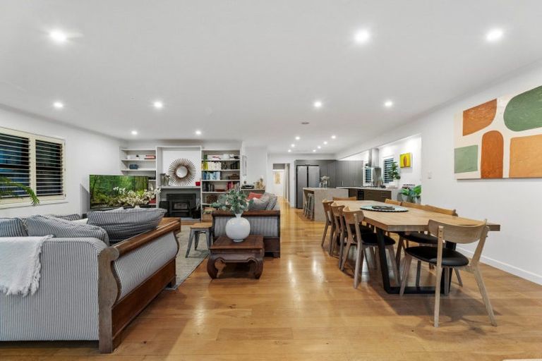 Photo of property in 30 Valley Road, Mount Maunganui, 3116